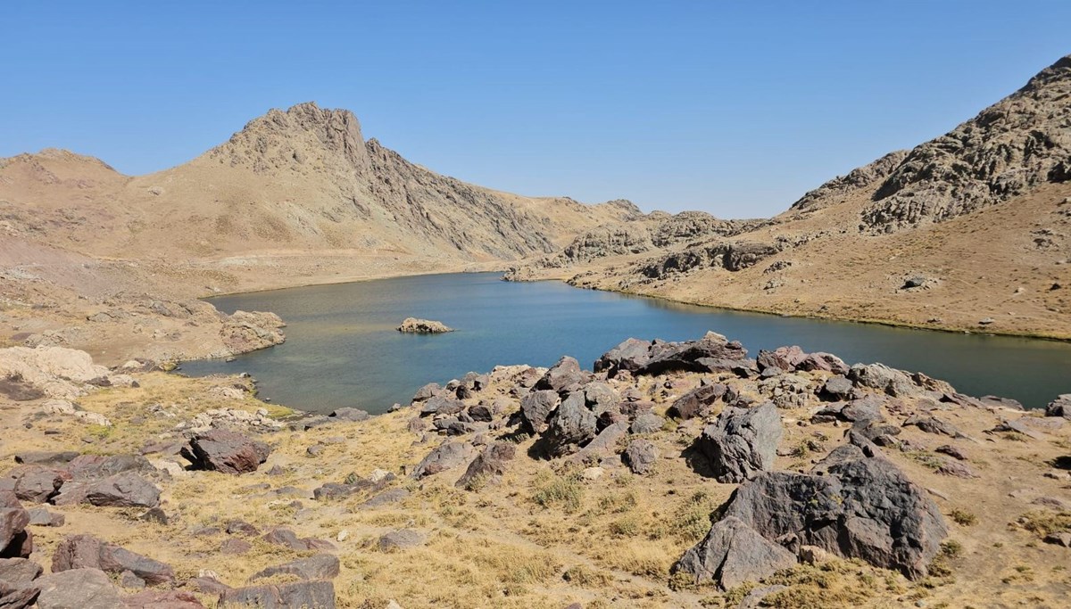 Sat Gölleri doğa tutkunlarını hayran bırakıyor