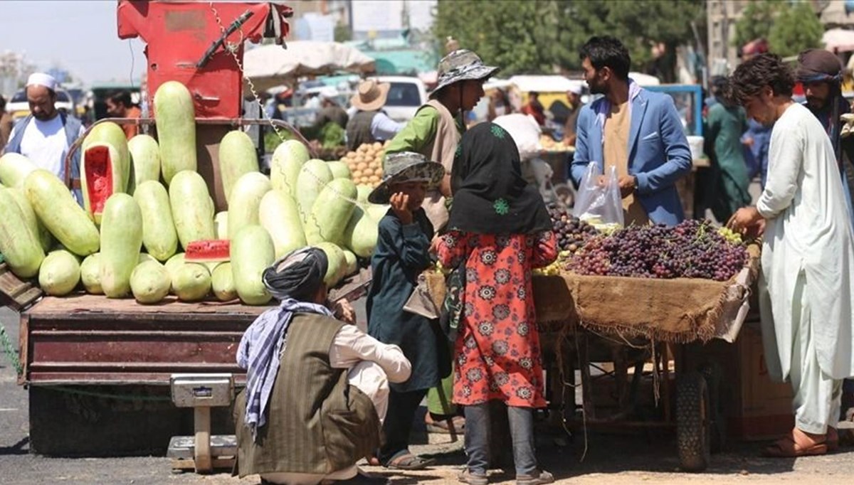 Afganistan: Birçok ülke ekonomik kısıtlamaların kaldırılacağını taahhüt etti Afganistan: Birçok ülke ekonomik kısıtlamaların kaldırılacağını taahhüt etti