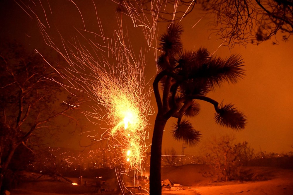 California yeniden yanıyor - 1