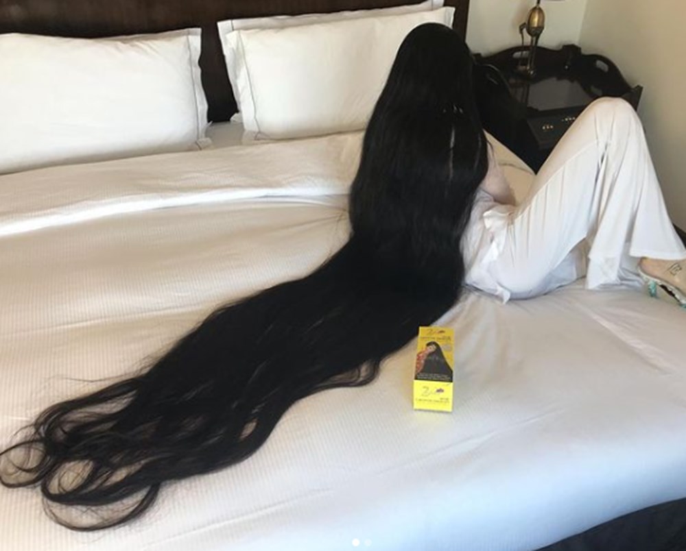 15 yıldır saçlarını kestirmeyen 'Japon Rapunzel’in saçlarıiki metreye ulaştı - 25