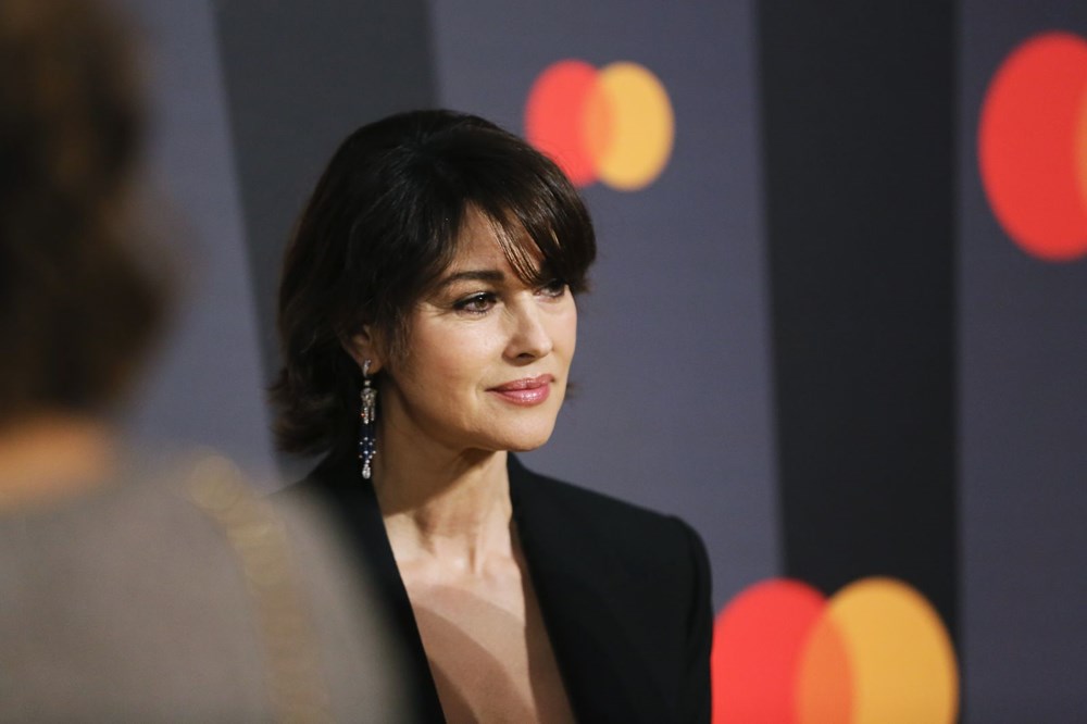 Deva Cassel, annesi Monica Bellucci'nin izinden - 6