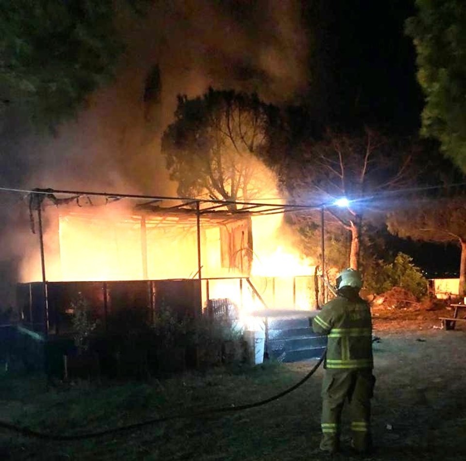 Balıkesir'de otelde çıkan yangında iş insanı yaşamını yitirdi - 1