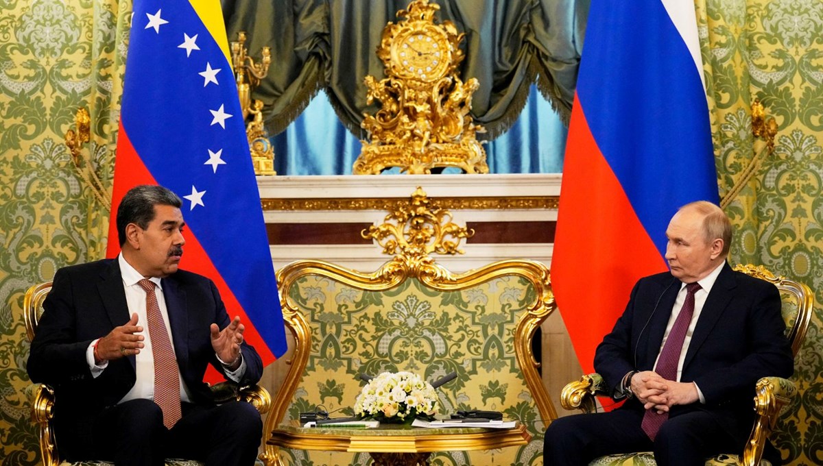 Putin, Maduro'yla görüştü Putin, Maduro'yla görüştü