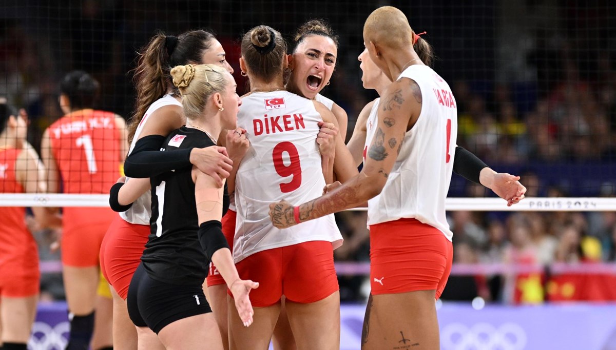 Türkiye-İtalya voleybol maçı ne zaman, saat kaçta ve hangi kanalda? 2024 Paris Olimpiyatları'nda hedef final Türkiye-İtalya voleybol maçı ne zaman, saat kaçta ve hangi kanalda? 2024 Paris Olimpiyatları'nda hedef final