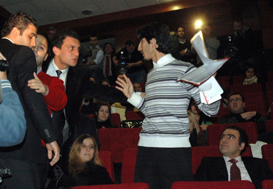 Kılıçdaroğlu, Vakit muhabiriyle tartıştı - 1