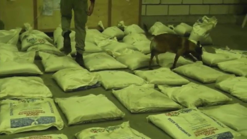 Kolombiya'dan gelen gemide 228 kilo kokain - 2