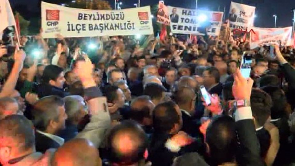 Kılıçdaroğlu'na İstanbul'da kalabalık karşılama - 1