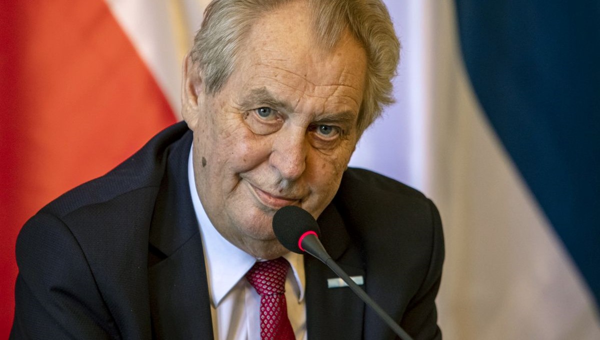 Çekya Devlet Başkanı Zeman, hastaneden taburcu edildi