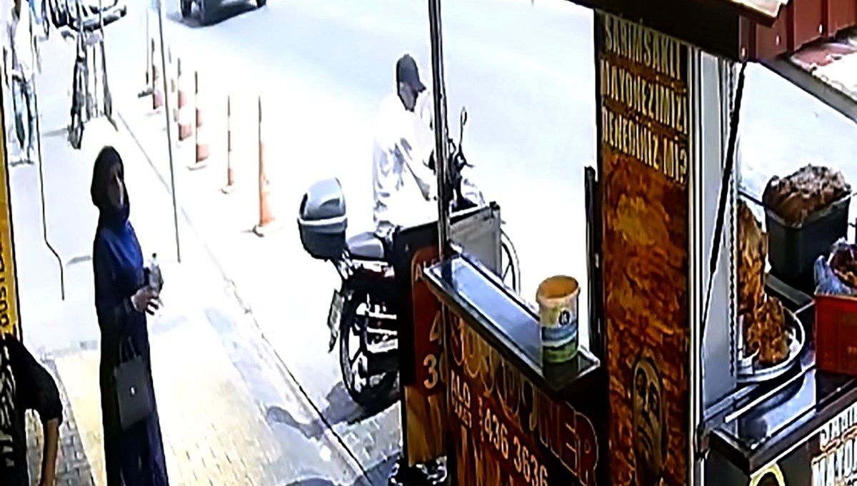 Restoranda yemek yerken motosikleti çalındı Restoranda yemek yerken motosikleti çalındı