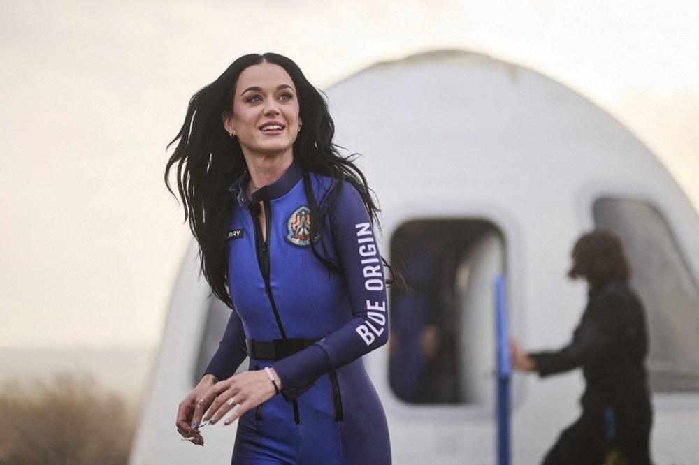 Şarkıcı Katy Perry, uzayda istek şarkıyı reddetti - 10