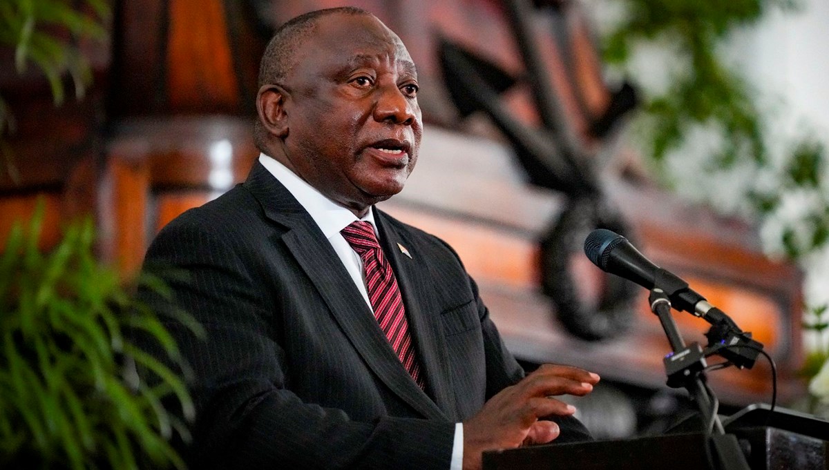 Güney Afrika Cumhurbaşkanı Ramaphosa Covid-19'a yakalandı