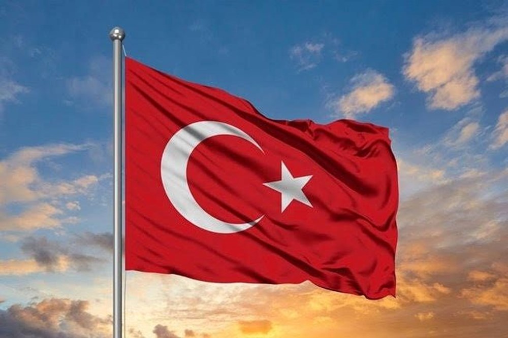 Ünlü isimlerden hain saldırı sonrası taziye mesajları: Milletimizin başı sağ olsun - 9