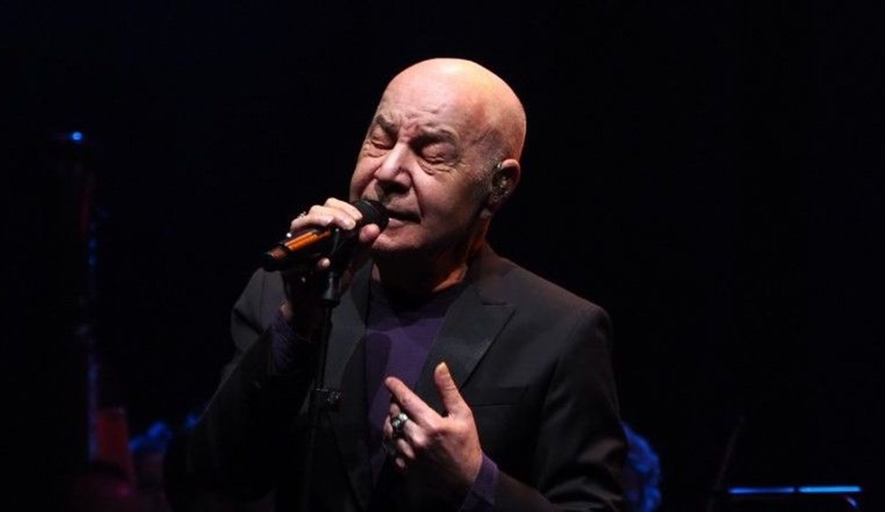 Dilan Çiçek Deniz geçmişe götürdü (Ünlülerin çocukluk ve gençlik halleri) - 326