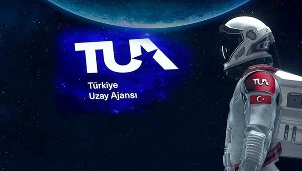 Türk uzay yolcusu için imzalar atıldı