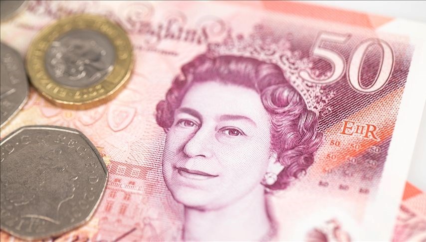 Sterlin tırmanışa geçti