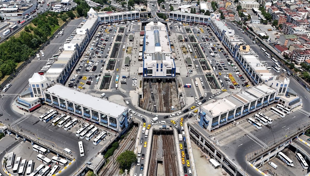 Büyük İstanbul Otogarı'nda korkutan yangın