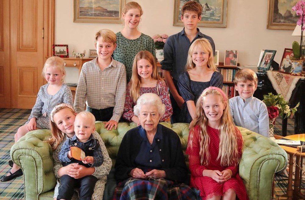 Kraliçe Elizabeth'in doğum gününe özel hiç görülmemiş fotoğrafı yayınlandı - 4