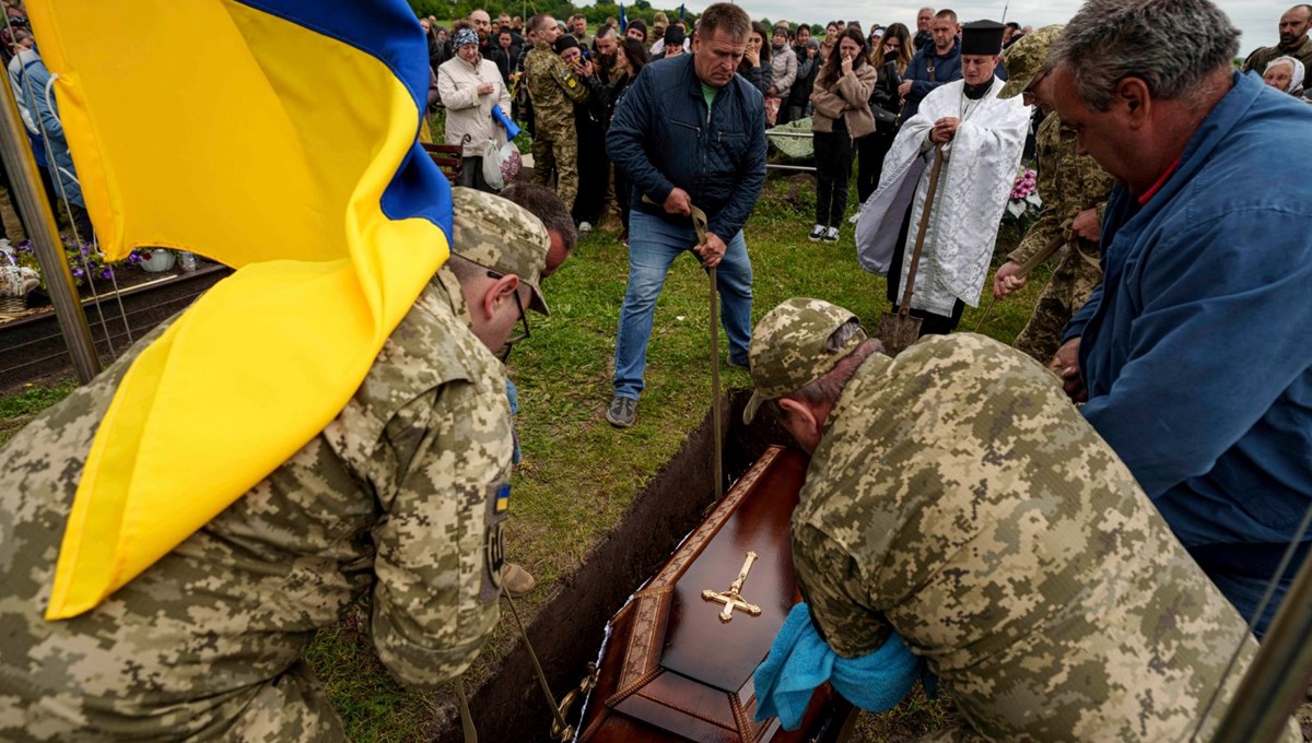 Rusya, Ukrayna'ya asker cenazelerini teslim etti