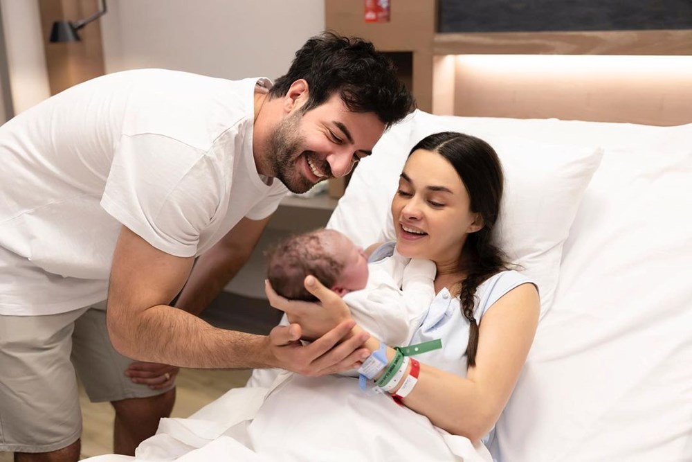 Hande Soral: Korumasız gezmiyoruz - 1