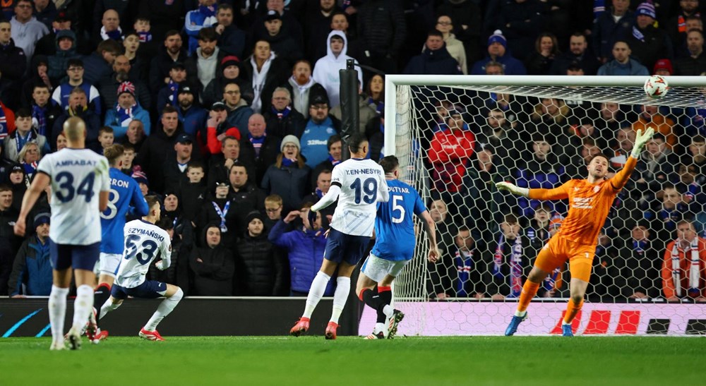 Szymanski'nin İskoçya Rüyası: Rangers-Fenerbahçe Düellosunda Penaltı Kabusu Tekrar Canlandı! 73 yJ4 MhniNka5GEZzthHGDw