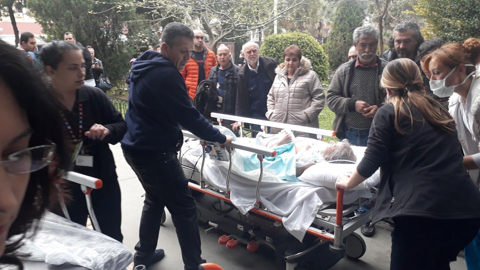 İzmir'de hastanede yangın - 3