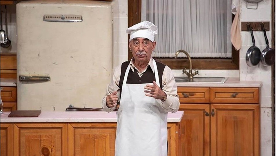 Şener Şen'in başrolünde yer aldığı Zengin Mutfağı oyunu son kez sahnede