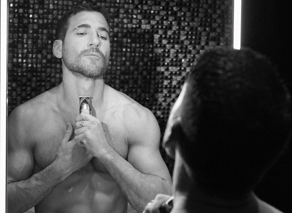 Kaan Yıldırım'dan ayrılan Hande Erçel'e Miguel Angel Silvestre'den yakın takip - 4