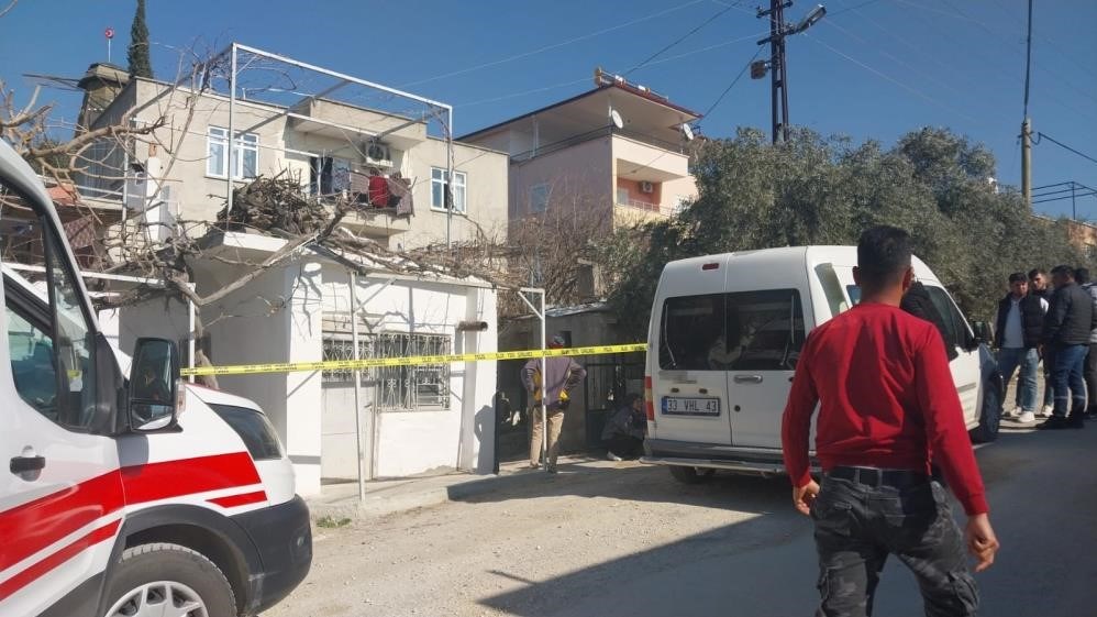 Mersin'de torun dehşeti: Dedesini ve babaannesini öldürdü