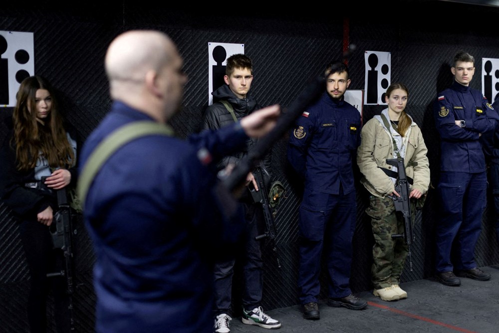 Polonya'da Alarm Zilleri: Halk Savaşı Öğreniyor 75