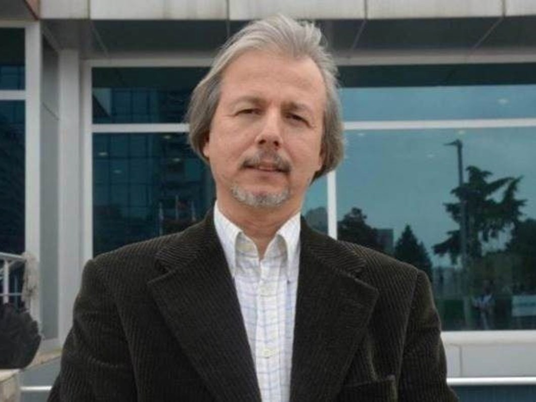 İlhan Uzgel kimdir? CHP Dışişleri Bakanlığından Sorumlu Genel Başkan  Yardımcısı İlhan Uzgel kaç yaşında, nereli? - Son Dakika Türkiye Haberleri  | NTV Haber