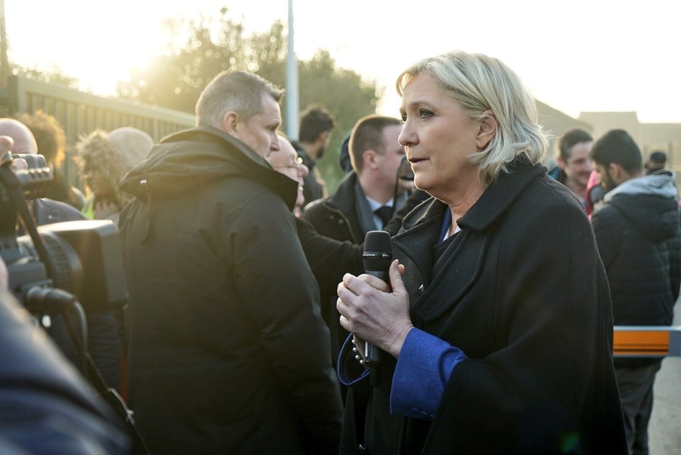 Le Pen sığınmacı kampına alınmadı - 1