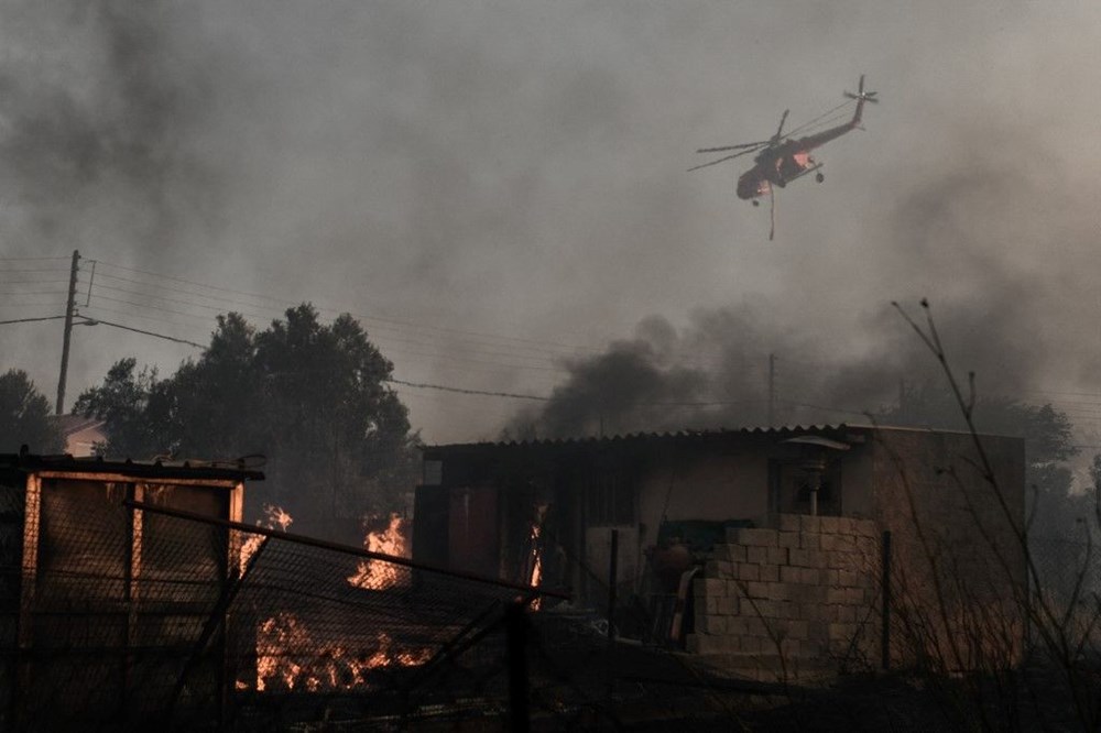 Atina yakınlarında orman yangını büyüdü: Evler hasar gördü, hastane boşaltıldı - 2
