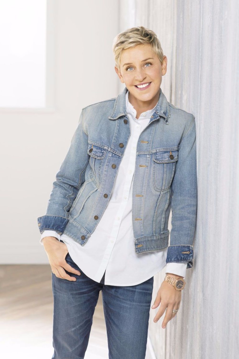 Ellen degeneres. Эллен ДЕДЖЕНЕРЕС. Шоу Элен де дженералс. Элен телеведущая США. Эллен ДЕДЖЕНЕРЕС фотосессии.