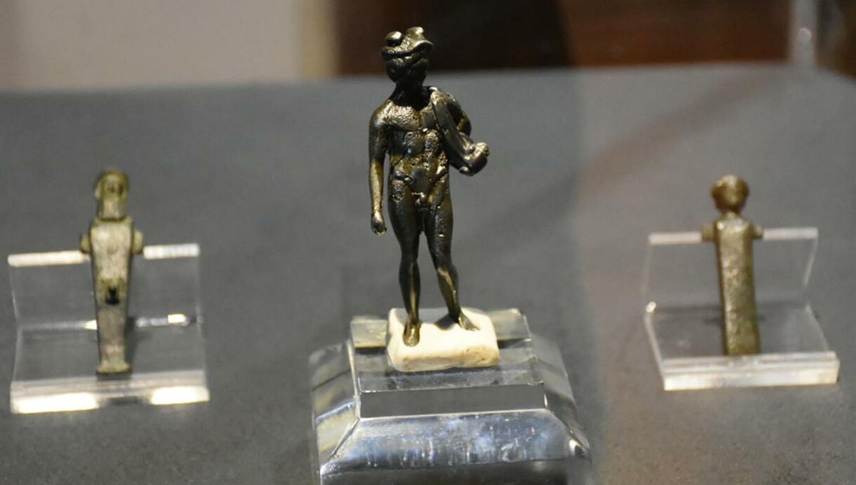 2 bin yıllık 'Hermes' ve 'Herme' heykelcikleri ilk kez sergide