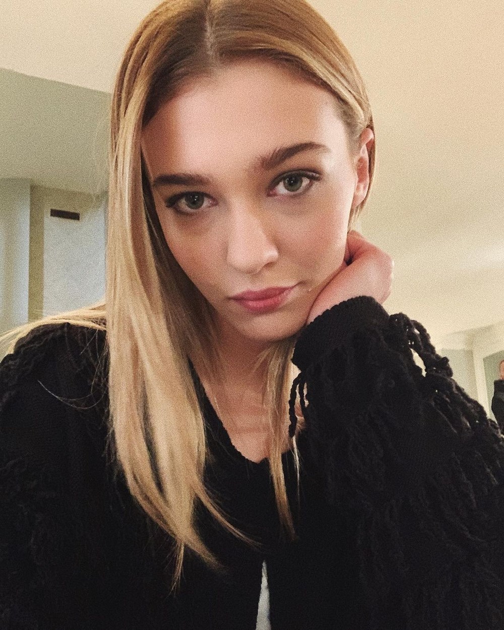 Oyuncu Melisa Döngel babası tarafından istismara uğradığını açıkladı (Kardeşi için mücadele ediyor) - 5