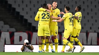 "Çok zor bir virajı döndü"(Spor yazarları Fatih Karagümrük - Fenerbahçe maçını değerlendirdi )