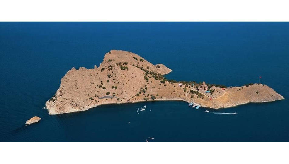 Akdamar Adası'nın susuzluk sorununa Kıbrıs modeli çözüm