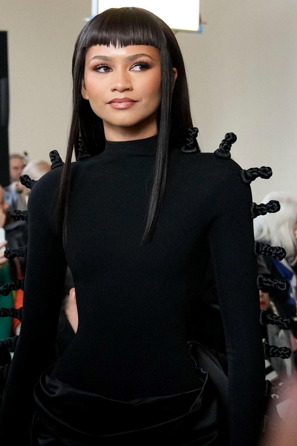 Her detay şaşkınlık yarattı: Paris Moda Haftası'nda "robot bebek" - 5