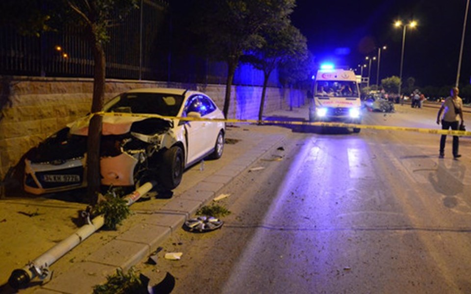 Ankara'da kaza: Bir kişi yanarak can verdi, 8 kişi de yaralandı - 1