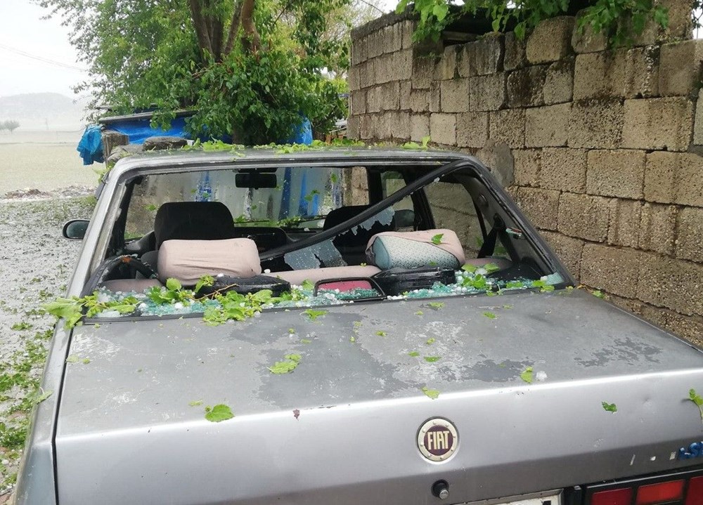 Ceviz büyüklüğünde dolu yağdı - 4