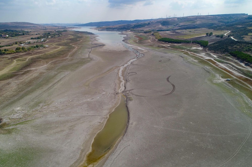 Suların çekildiği Sazlıdere Barajı'nda korkutan görüntü - 5