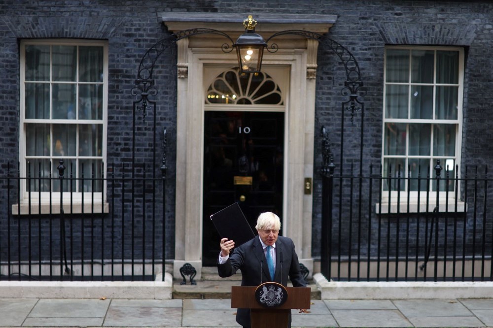 Boris Johnson 10 Numara'ya veda etti - 2