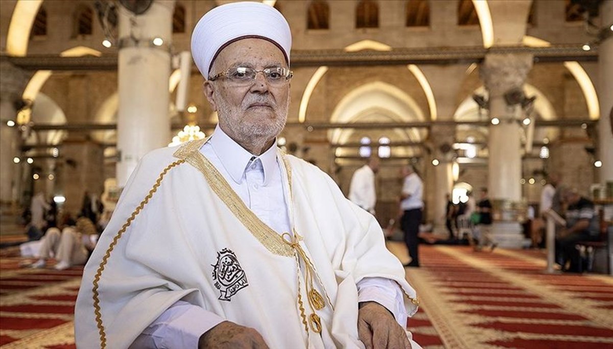 İsrail'den cuma hutbesinde Heniyye'ye dua eden Mescid-i Aksa imam hatibi hakkında soruşturma İsrail'den cuma hutbesinde Heniyye'ye dua eden Mescid-i Aksa imam hatibi hakkında soruşturma