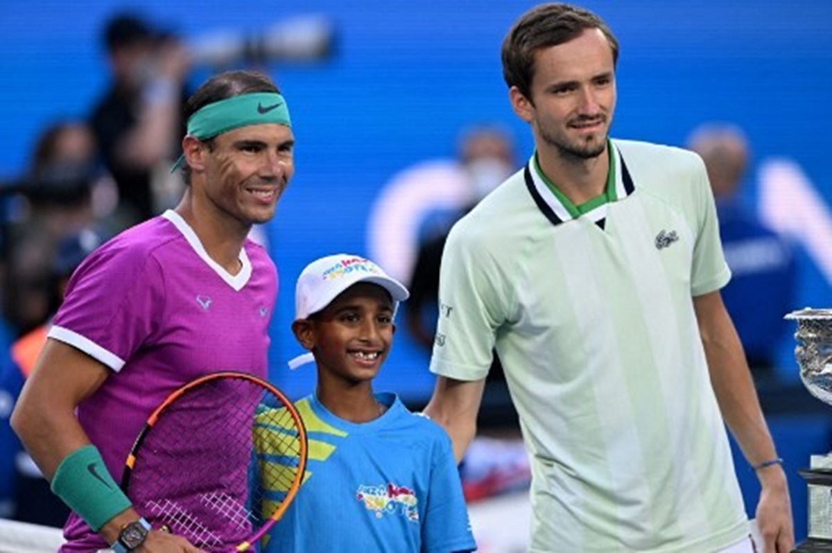 Rafael Nadal (Solda) Daniil Medvedev (Sağda)