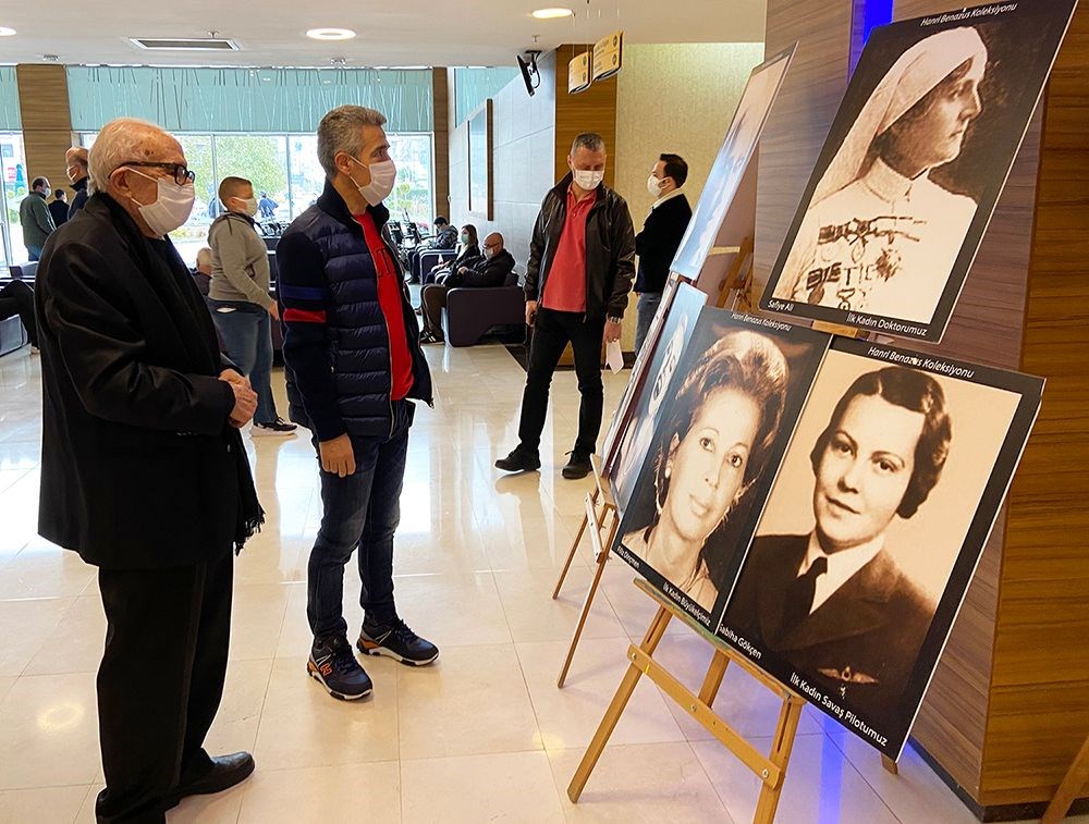 Cumhuriyetin Anıt Kadınları Sergisi 8 Martta Sanatseverlerle Buluştu