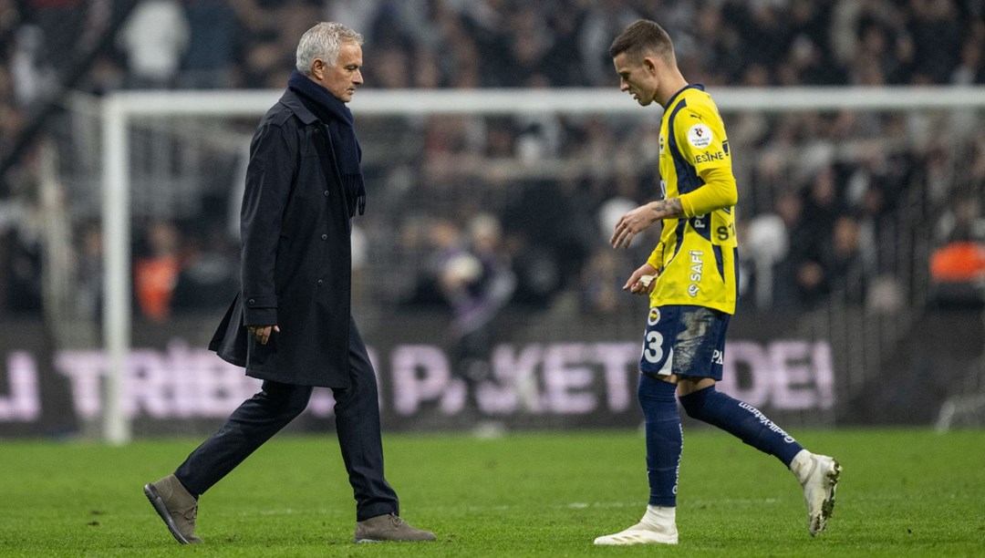 Mourinho 6 ismin biletini kesti: Fenerbahçe'de ayrılık rüzgarı