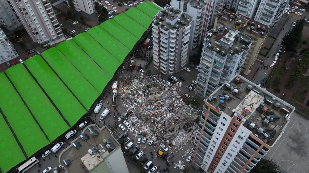 Türkiye yasta... Depremin vurduğu 10 ilden çarpıcı fotoğraflar!