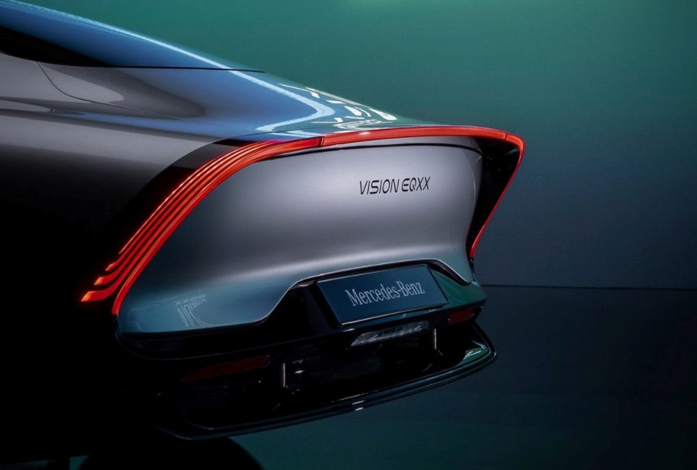 Mercedes-Benz yeni elektrikli modelini tanıttı: Tek şarjla 1000 kilometre menzil - 20