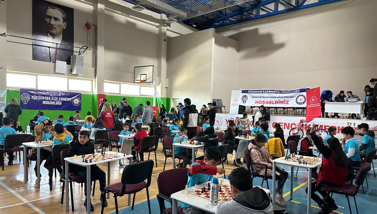 Hakkari'de satranç turnuvası düzenlendi