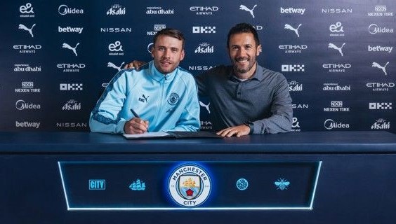 Rayan Cherki, Manchester City'de